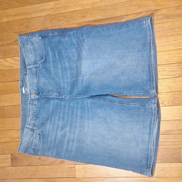 old navy jean shorts womens plus size 24 tall denim bermuda shorts mid rise - Picture 1 of 3